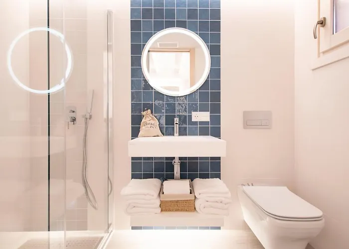 1877 Sensaciones & Adults Only 3*